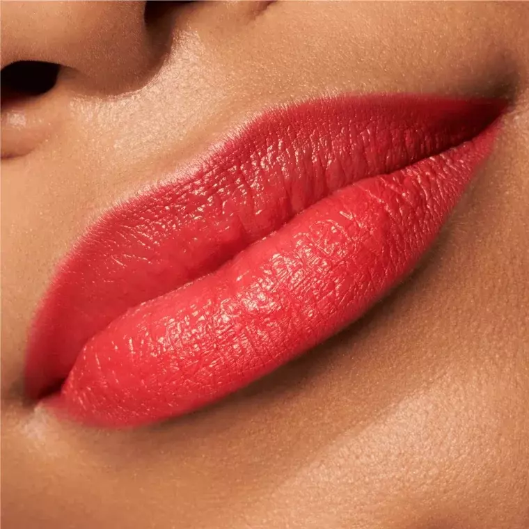Essence 8H Matte Comfort Lipliner #09 Fiery Red (0.3gm)