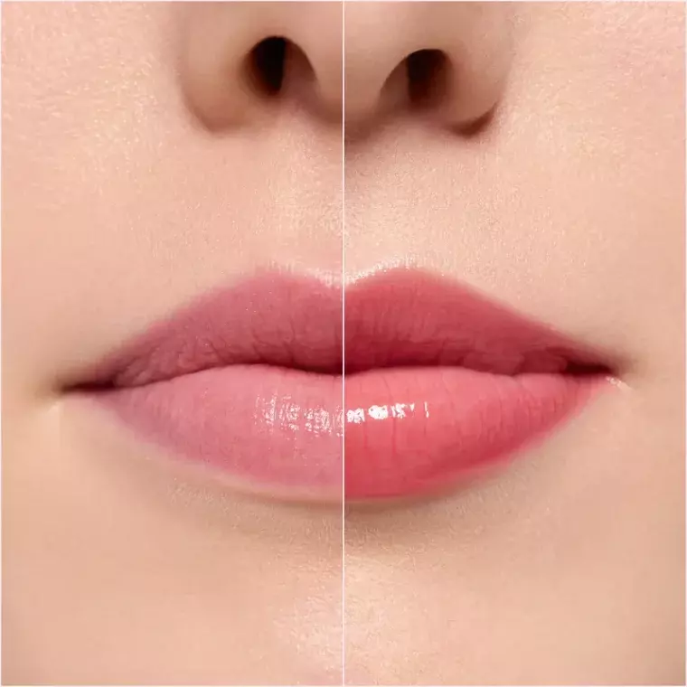 Essence Juicy Bomb Plumping Lipgloss #08 Pure Raspberry (2.6ml)