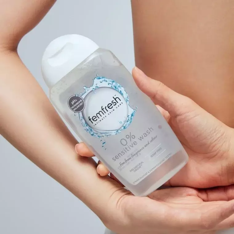 Femfresh 0% Sensitive Intimate Wash (250ml)