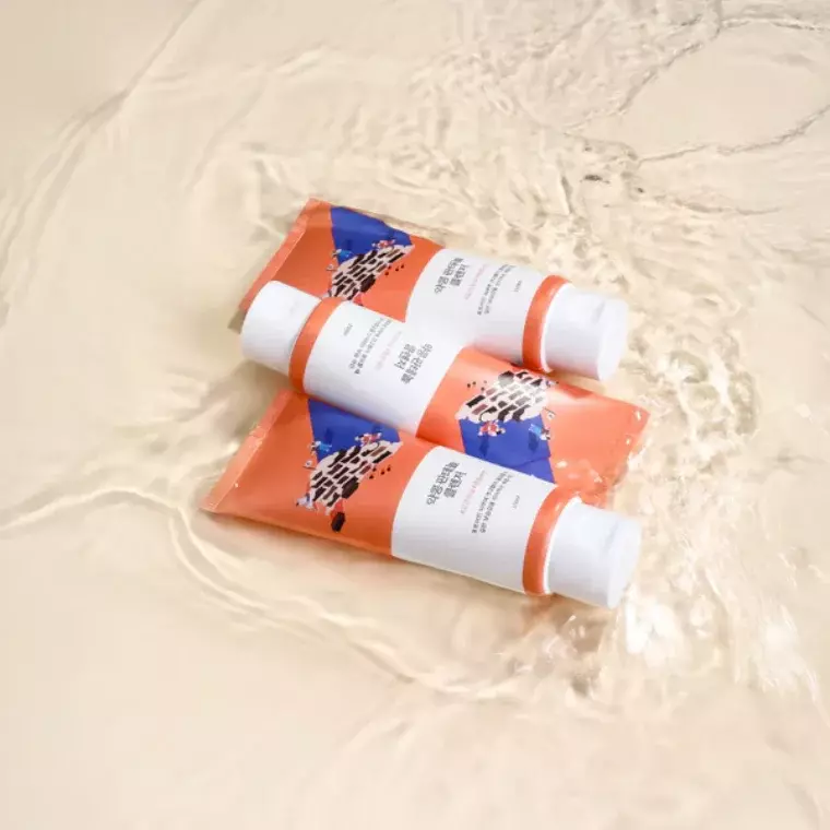 Round Lab Soybean Panthenol Cleanser (150ml)